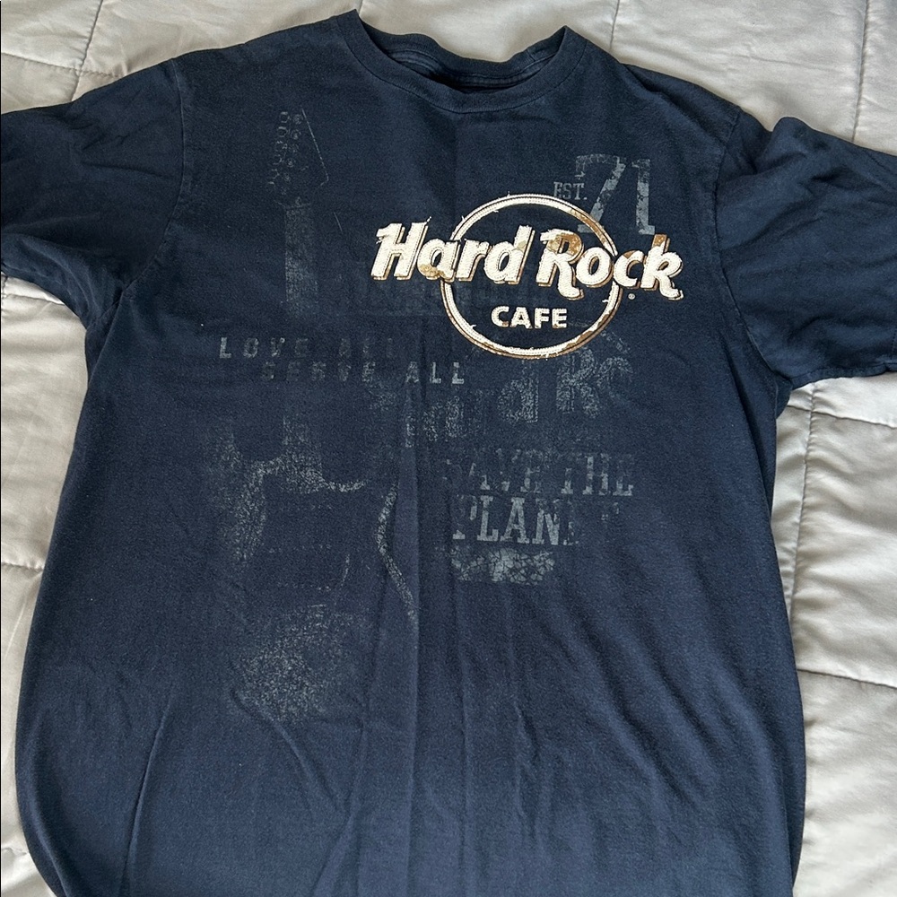 Men’s large Hard Rock Cafe navy blue T-shirt